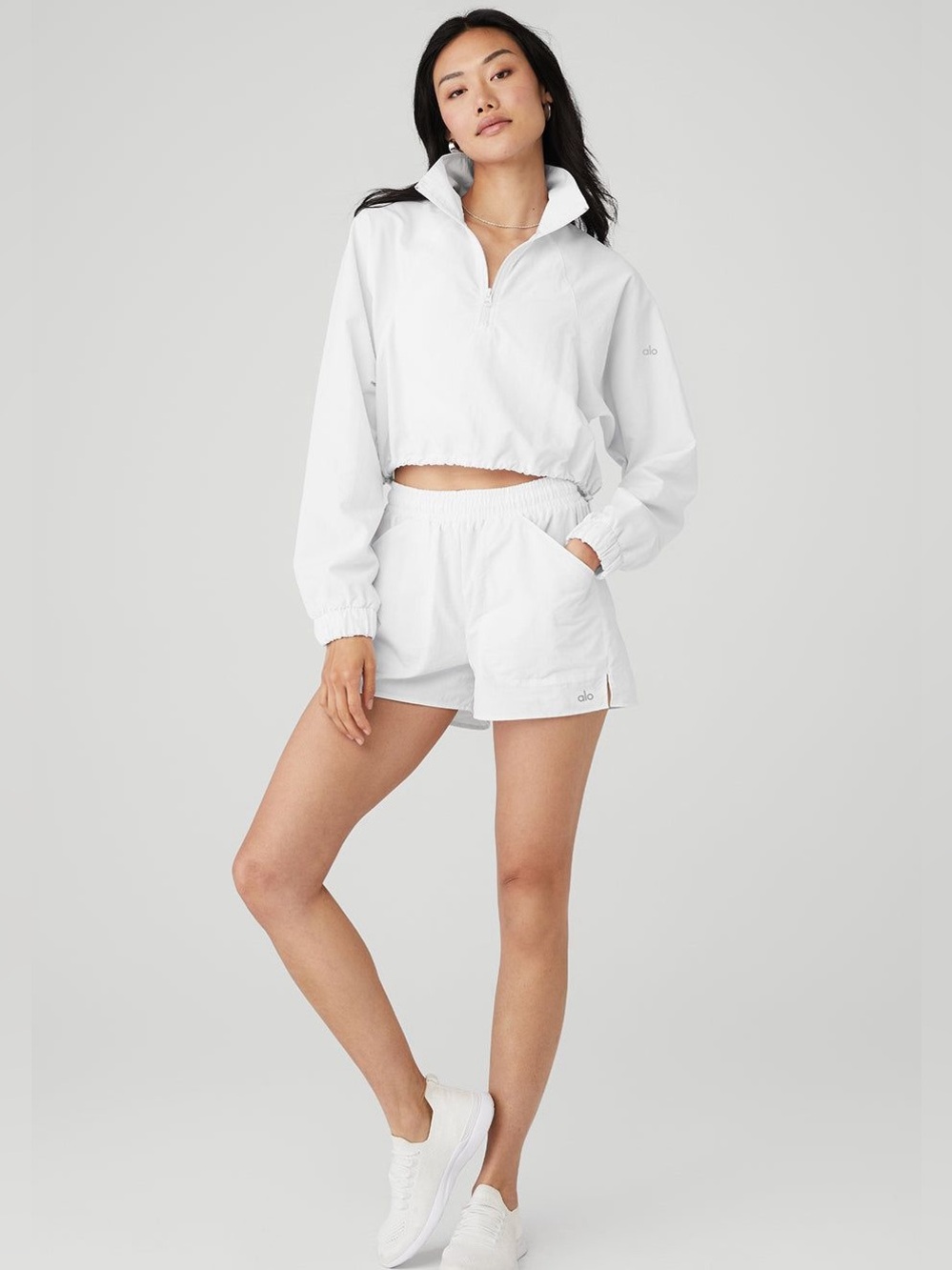 ALO Yoga White Elastic-Waist Shorts 1/4 zip pullover alumni active jacket set